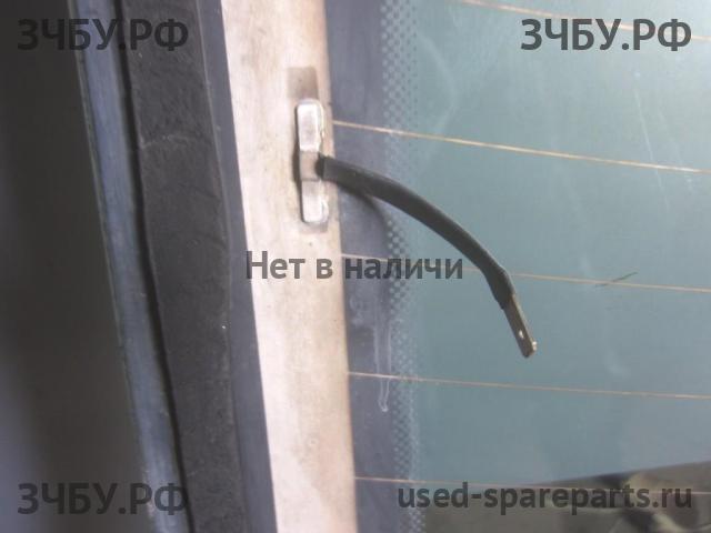 Ford Focus 2 (рестайлинг) Стекло заднее