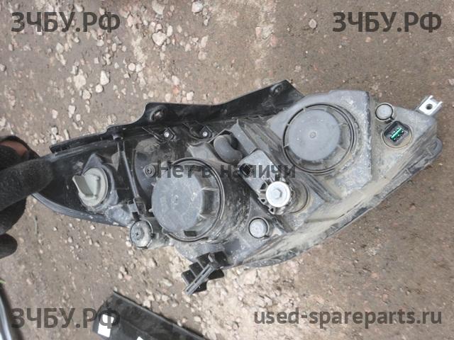 Hyundai i30 (1) [FD] Фара левая
