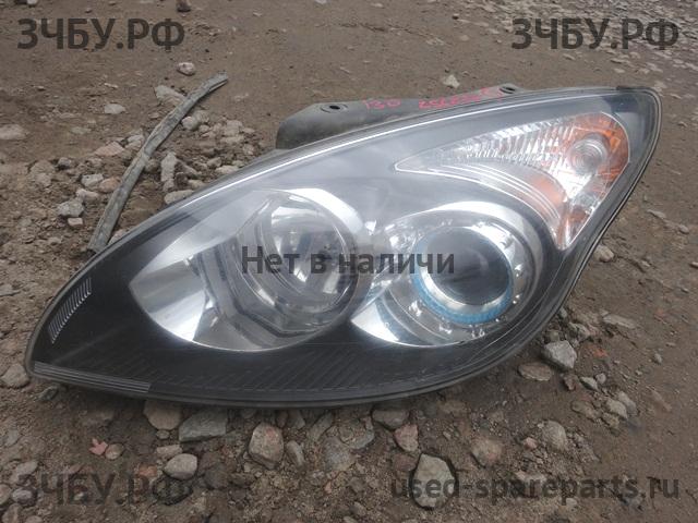 Hyundai i30 (1) [FD] Фара левая