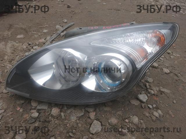 Hyundai i30 (1) [FD] Фара левая