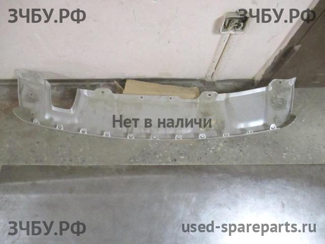 Renault Duster Накладка заднего бампера