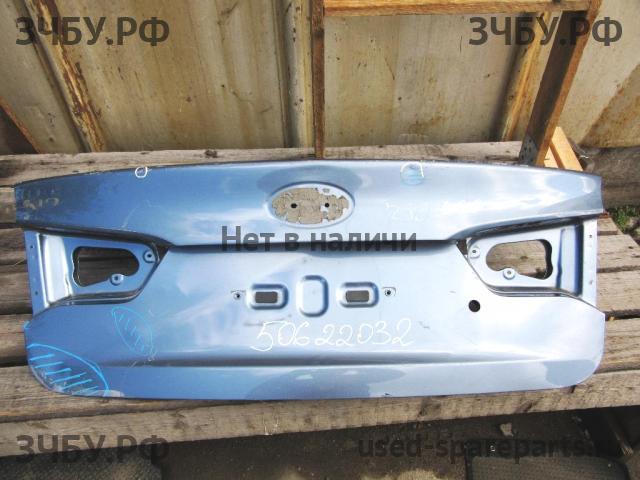 KIA Rio 3 Крышка багажника
