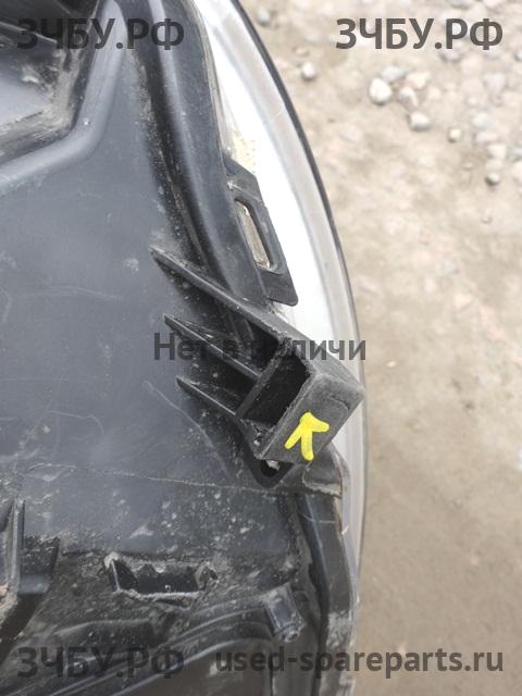 Ford Focus 2 (рестайлинг) Фара правая