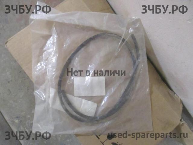 Toyota Land Cruiser 120 (PRADO) Стекло лобовое (ветровое)