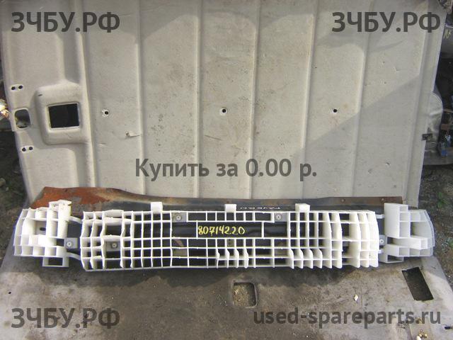 Mitsubishi Определить Усилитель бампера задний