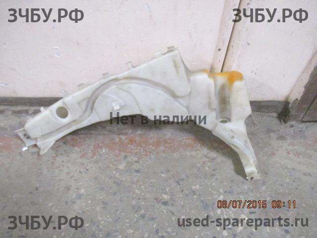 Ford Focus 2 Бачок омывателя лобового стекла