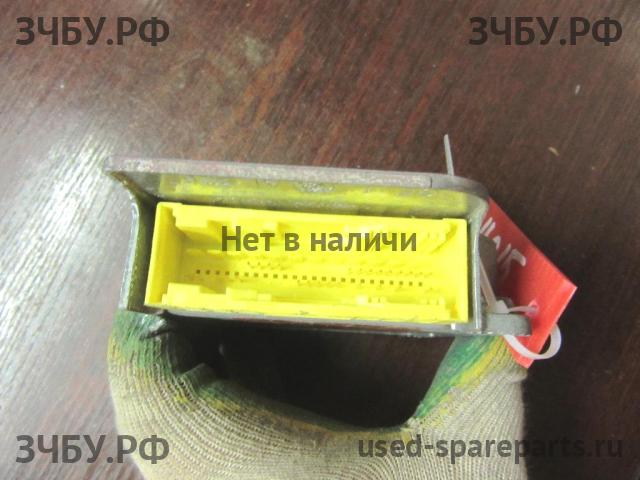 Volkswagen Golf 4 Блок управления AirBag (блок активации SRS)