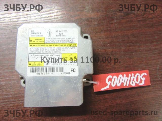 Chevrolet Aveo 2 (T250) Блок управления AirBag (блок активации SRS)