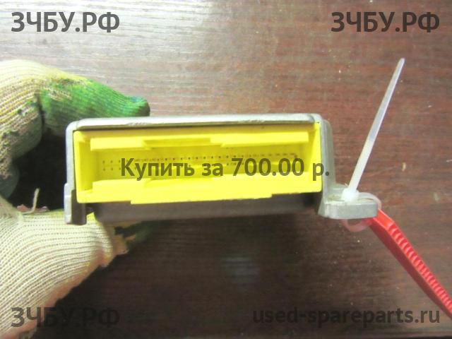 Mitsubishi Carisma (DA) 2000-> Блок управления AirBag (блок активации SRS)