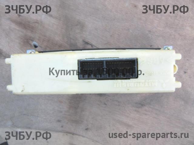 Mitsubishi Galant 8 (EA, EC) Блок управления климатической установкой