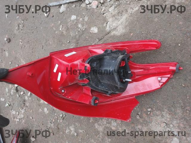 Peugeot 208 (1) Фонарь правый