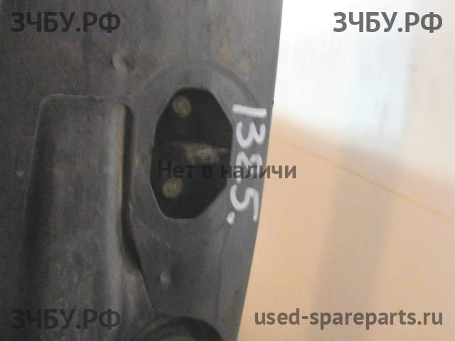 Volkswagen Polo 3 Ограничитель двери
