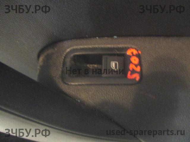 Volkswagen Polo 5 (Sedan) Кнопка стеклоподъемника