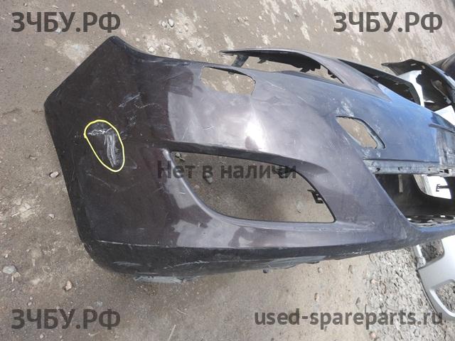 Opel Astra J Бампер передний