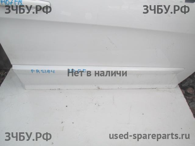 Peugeot 308 Молдинг двери передней правой