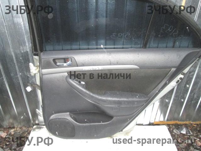 Toyota Avensis 2 Обшивка двери задней правой