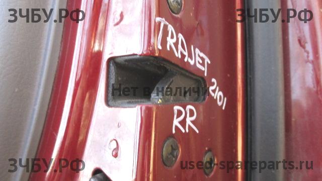 Hyundai Trajet Замок двери задней правой