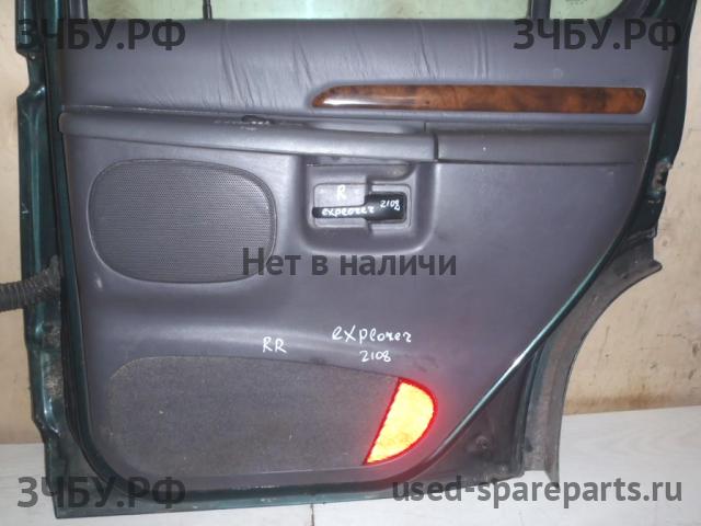 Ford Explorer 2 Обшивка двери задней правой