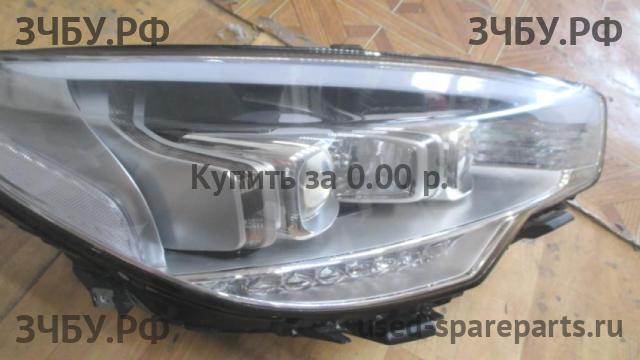 KIA Quoris Фара правая