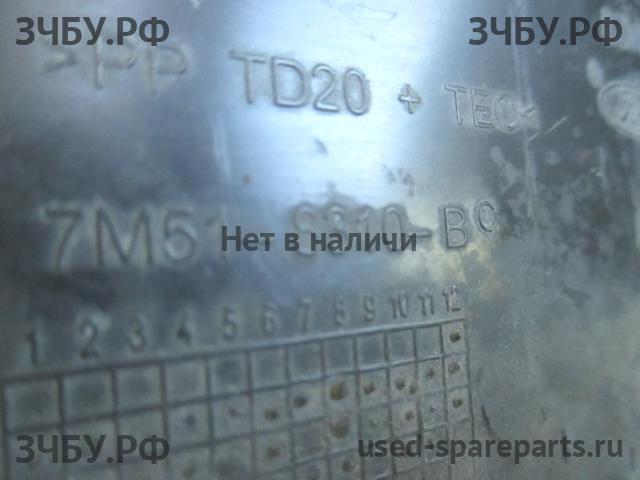 Ford Focus 2 (рестайлинг) Воздухозаборник