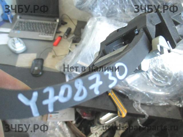 Ford Focus 2 (рестайлинг) Кронштейн