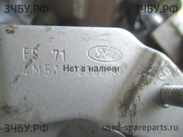 Ford Focus 2 (рестайлинг) Петля капота правая