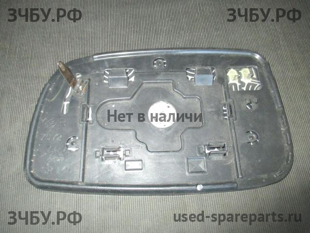 Toyota Corolla (E12) Зеркало правое электрическое