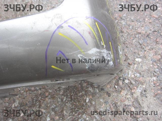 Honda Civic 8 (4D) Бампер передний