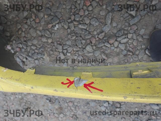 Opel Astra J Бампер передний