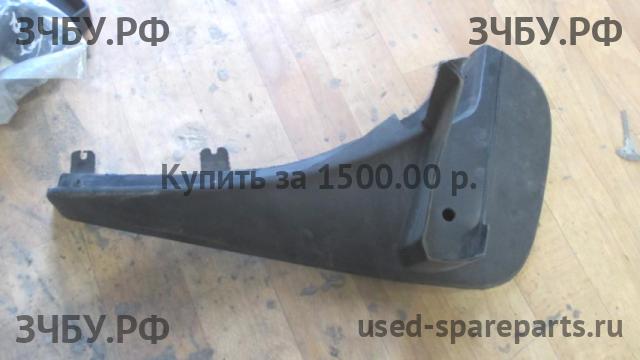 Land Rover Range Rover 3 (LM) Брызговик передний левый