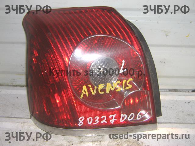 Toyota Avensis 2 Фонарь левый
