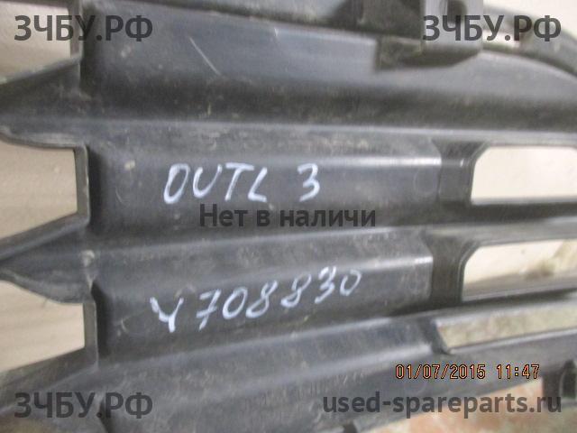 Mitsubishi Outlander 3 Решетка в бампер