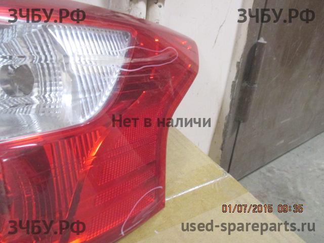 Ford Focus 3 Фонарь правый