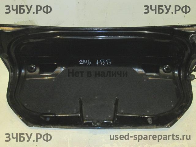 Ford Focus 1 Обшивка крышки багажника