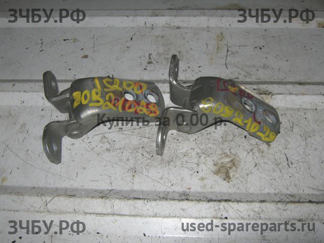 Lexus IS (1) 200/300 Петля двери