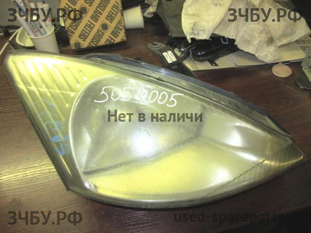 Ford Focus 1 Фара правая