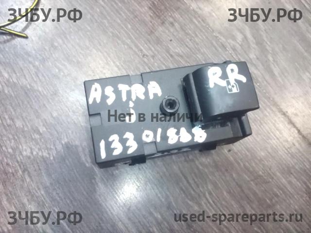 Opel Astra J Кнопка стеклоподъемника задняя правая