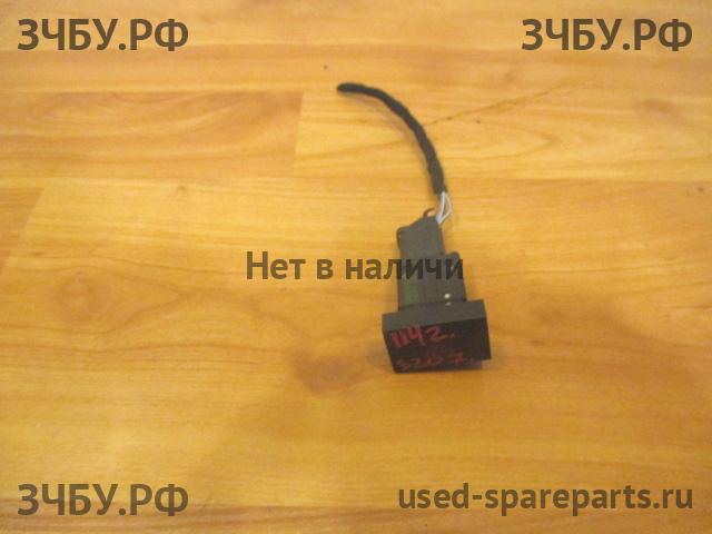 Volkswagen Polo 5 (Sedan) Кнопка аварийной сигнализации