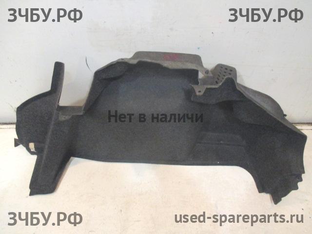 Volkswagen Polo 5 (Sedan) Обшивка багажника боковая правая