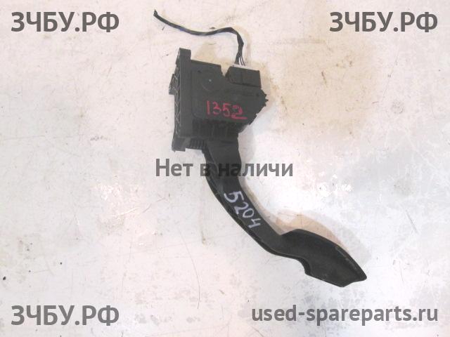 Fiat Linea Педаль газа