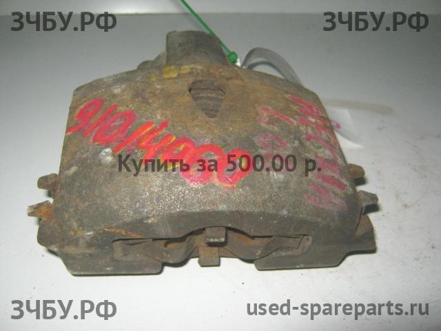Dodge Neon 2 Суппорт передний левый (в сборе со скобой)