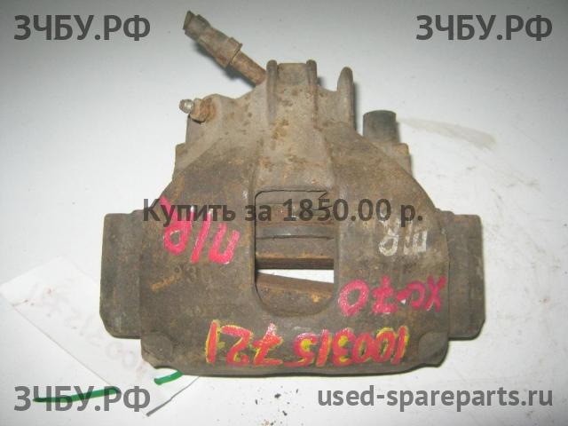 Volvo XC-70 Cross Country (1) Суппорт передний правый (в сборе со скобой)