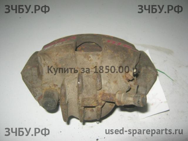 Volvo XC-70 Cross Country (1) Суппорт передний правый (в сборе со скобой)
