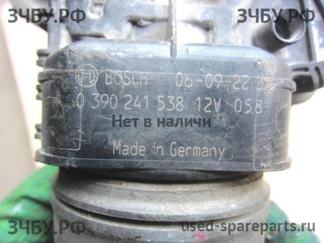 Opel Astra H Моторчик стеклоочистителя передний
