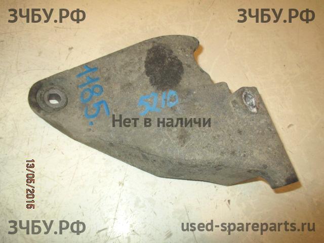 Chevrolet Rezzo Кронштейн генератора