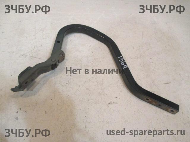 Honda Accord 6 Петля двери багажника
