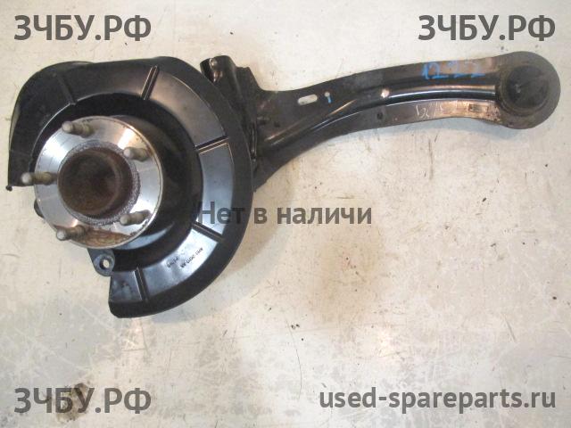 Ford Focus 3 Кулак задний левый