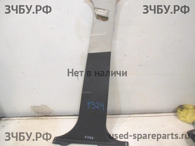 Ford Focus 3 Накладка стойки средней правой