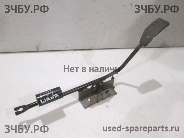 Suzuki Liana Педаль газа