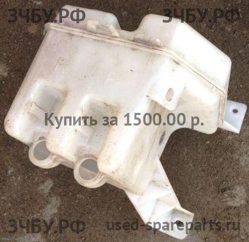Suzuki Grand Vitara 2 (HT) Бачок омывателя лобового стекла